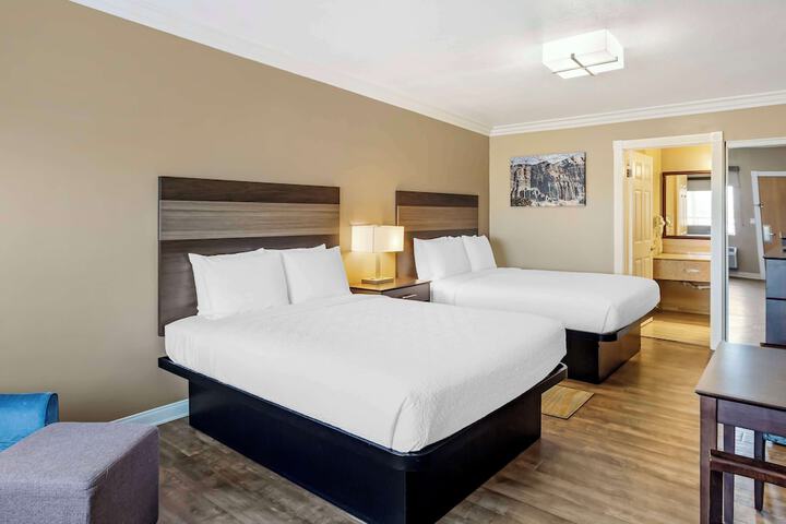 Room 17 of 47