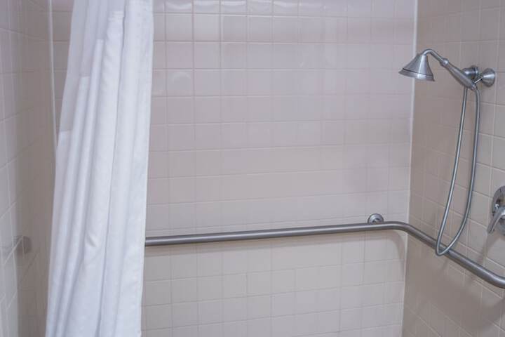 Holiday Inn Express Hotel & Suites Conover (Hickory Area) by IHG