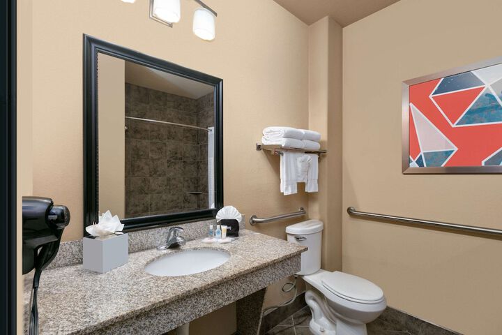 Room 14 of 29