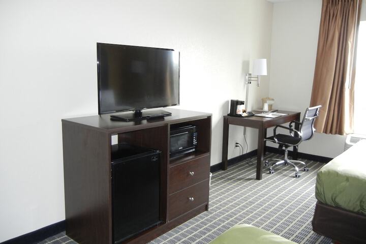 Room 21 of 35