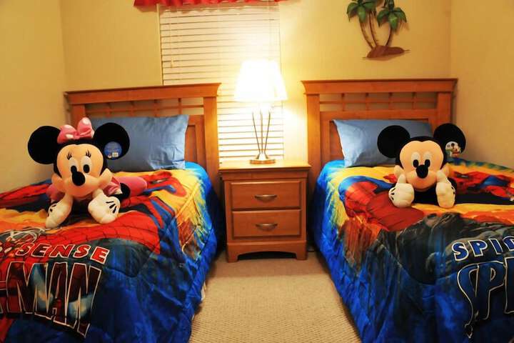 Room 17 of 31