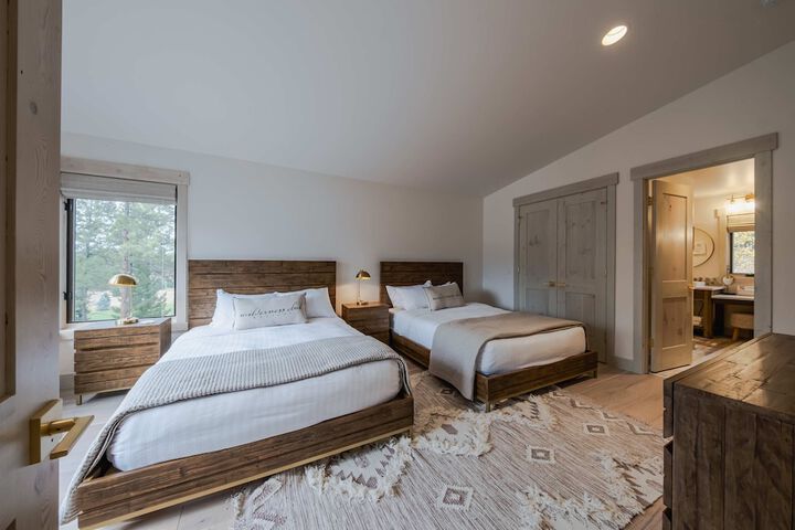 Wilderness Club Haven for 12!