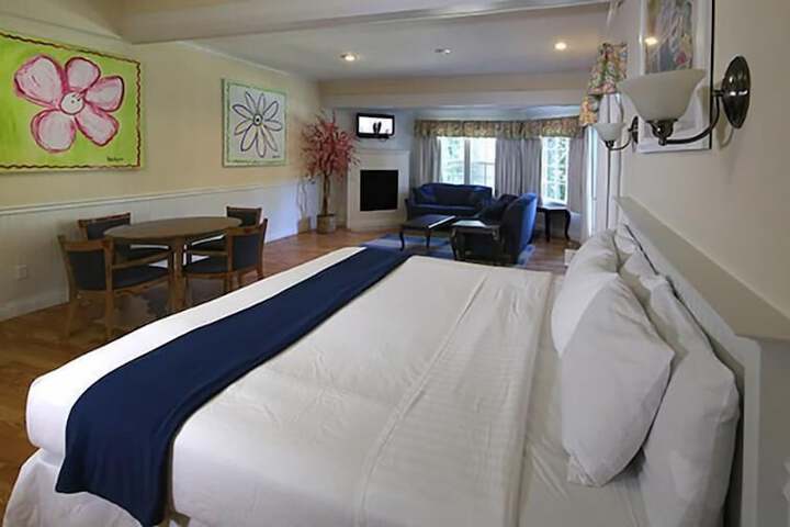 Room 18 of 51