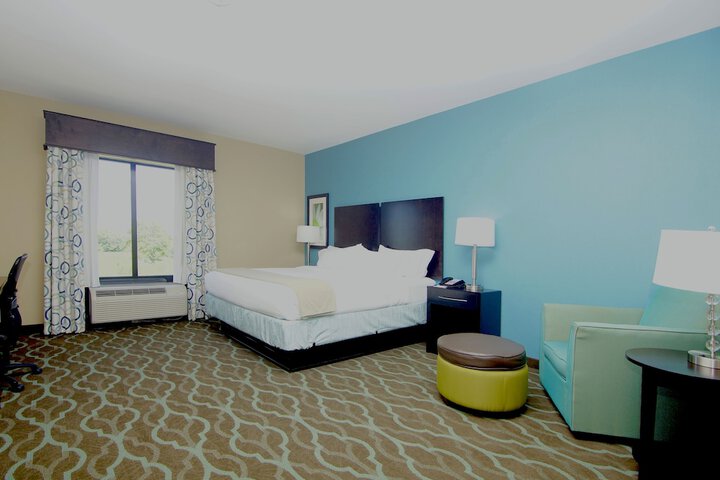 Room 26 of 48