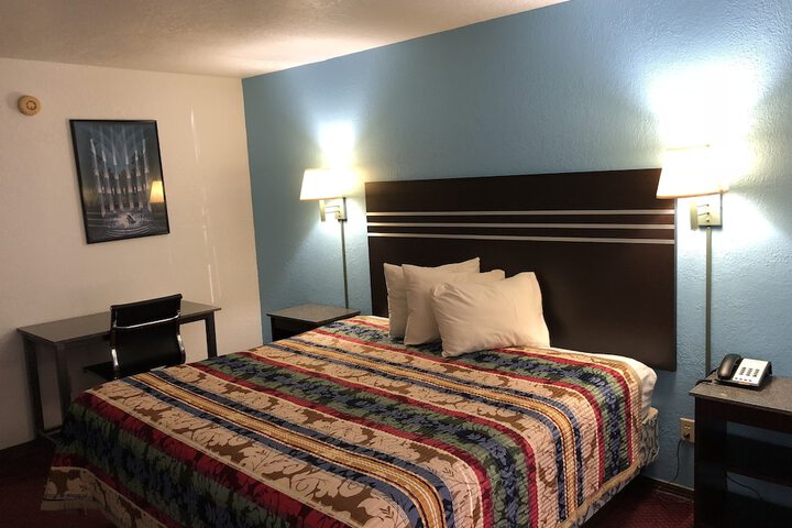 Room 15 of 21