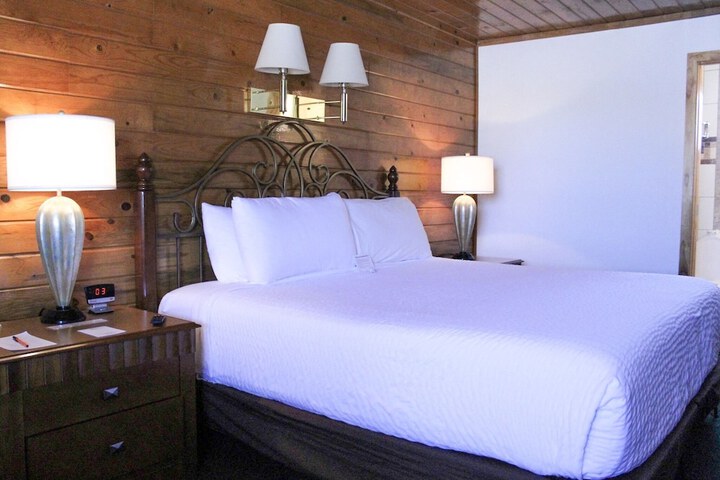 Room 17 of 20
