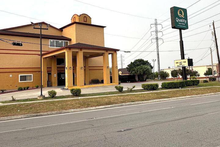 Quality Suites San Antonio Brooks City Base