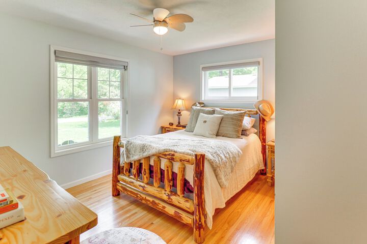 Lakeside Alexandria Retreat w / Deck + Boat Dock!