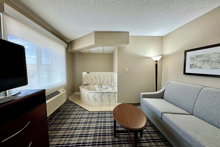 AmericInn by Wyndham Rice Lake