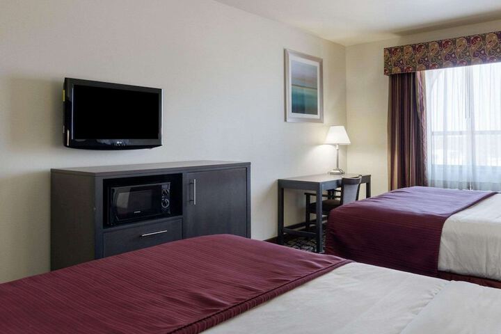Room 14 of 27