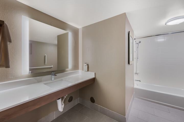 Staybridge Suites Chesapeake by IHG
