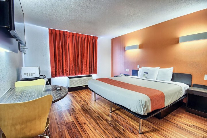 Motel 6 Columbus OH - West