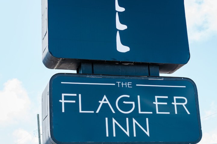 Hotel 3 of 73