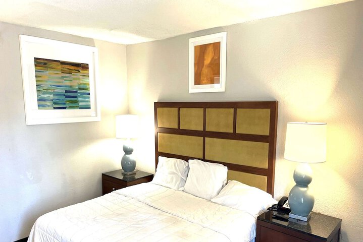 Room 74 of 111