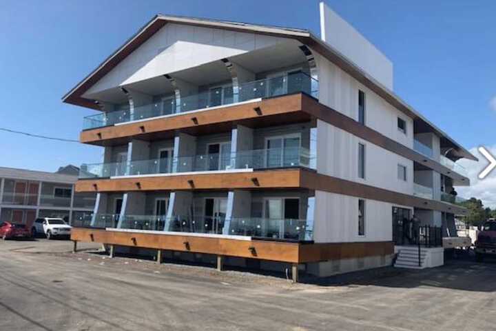Hotel 2 of 41