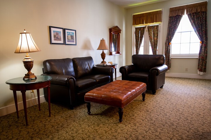The Hotel Paisano