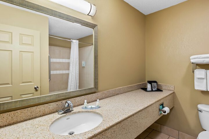 Quality Inn & Suites Seville