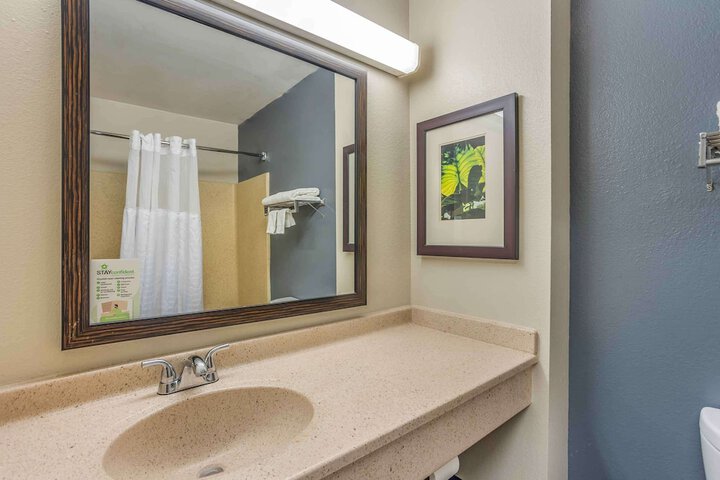 Room 20 of 26