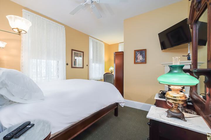 Room 41 of 57