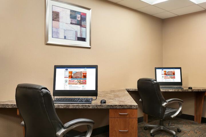 Business Center 30 of 30
