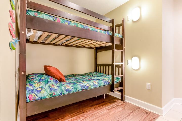 Room 181 of 308