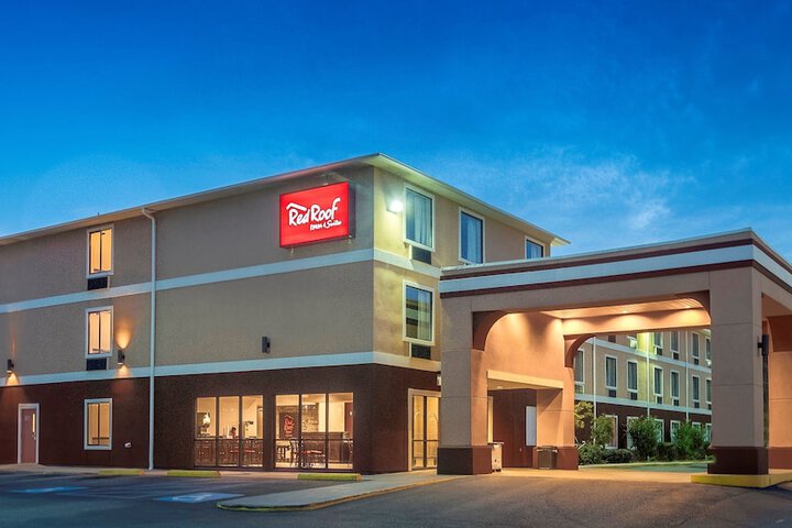 Hotel 2 of 43