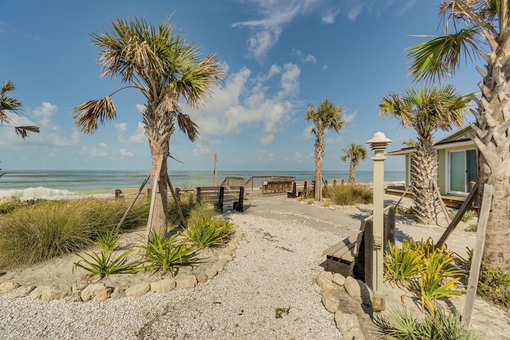 Manasota Key Vacation Rental w / Beach Access!