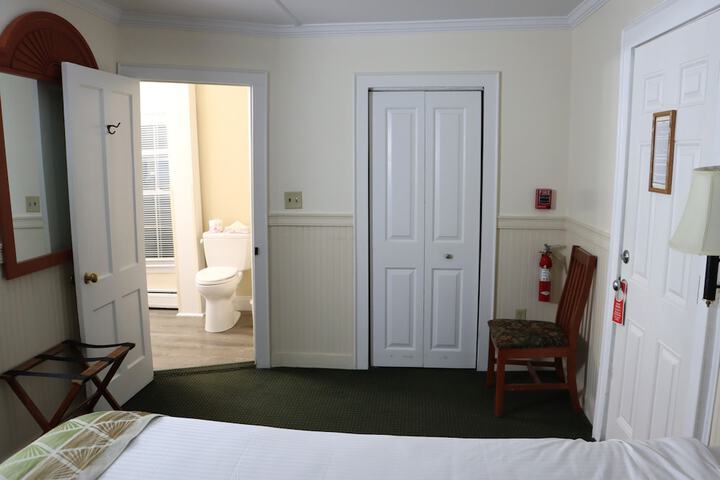 Maple Terrace Motel