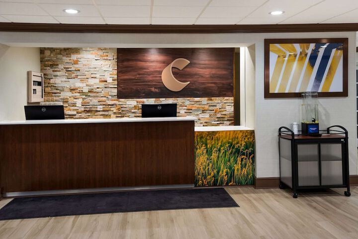 Hotel Interior 10 of 48