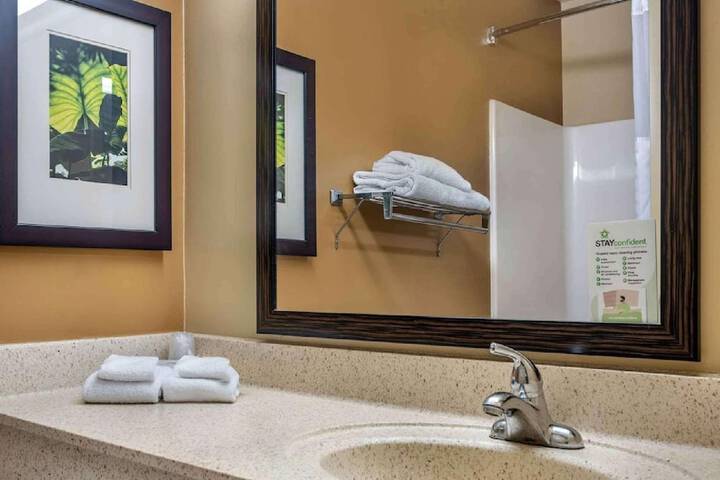 Studio 6 Suites Seattle Kent WA
