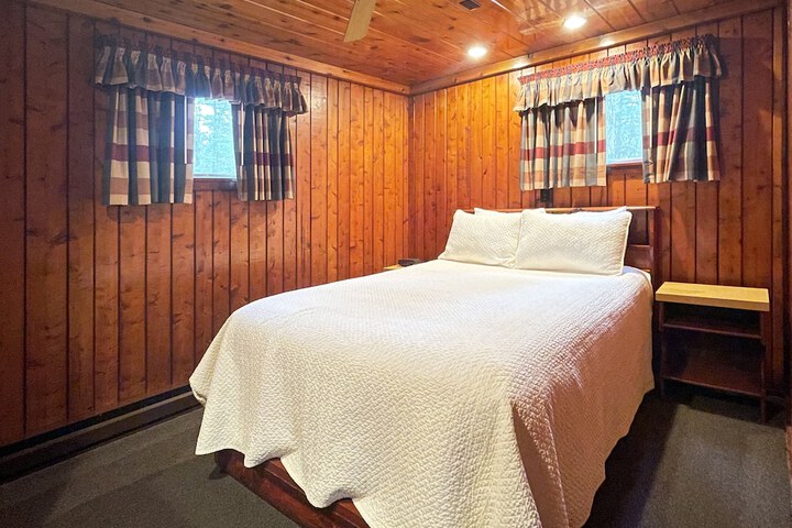 Mountain Springs Lake Resort
