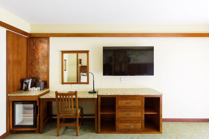 Room 43 of 63