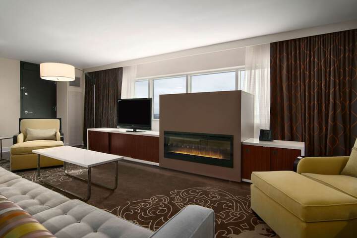 Room 42 of 92