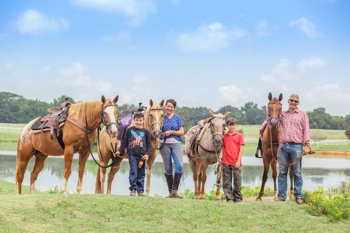 Southern Cross Guest Ranch