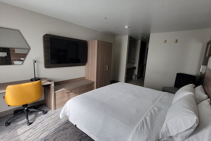 Room 21 of 65