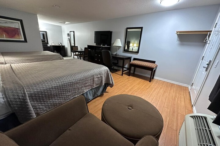 Room 17 of 24
