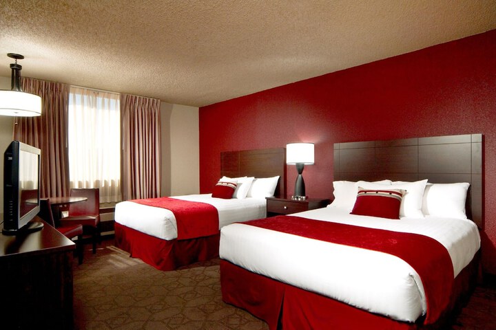 Room 9 of 28