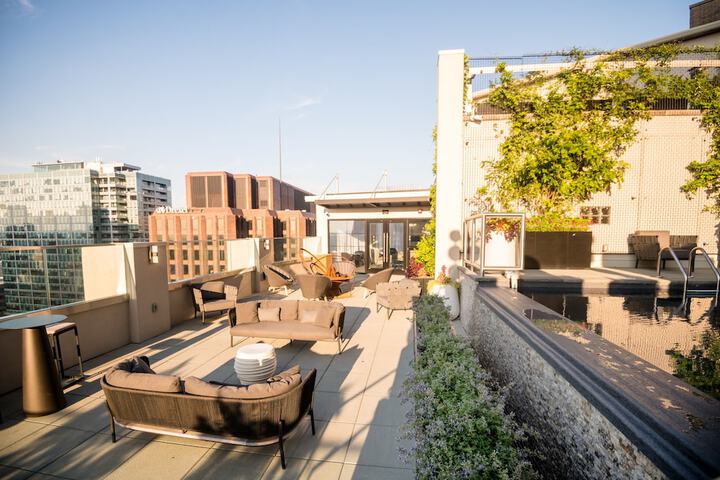 The Windsor Suites