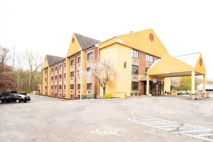 Hotel 3 of 37