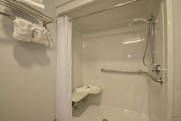 Room 12 of 31