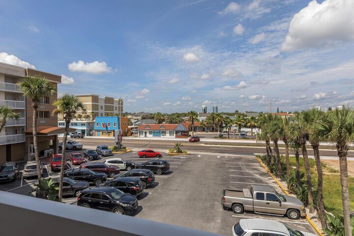 Best Western Plus Daytona Inn Seabreeze Oceanfront