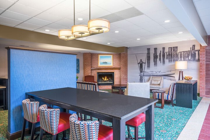 Holiday Inn Express Cambridge by IHG