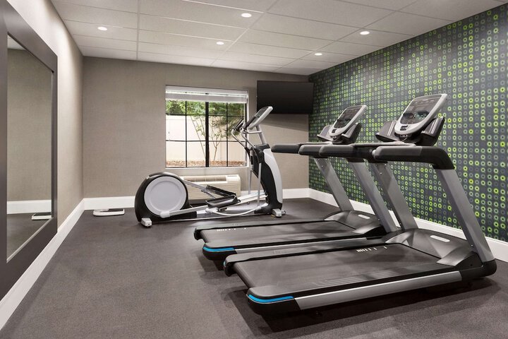 La Quinta Inn & Suites by Wyndham Dublin