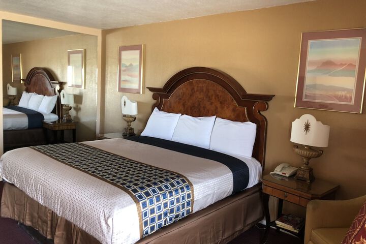 Room 20 of 29