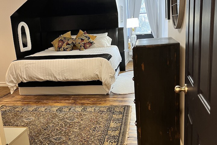Room 78 of 134