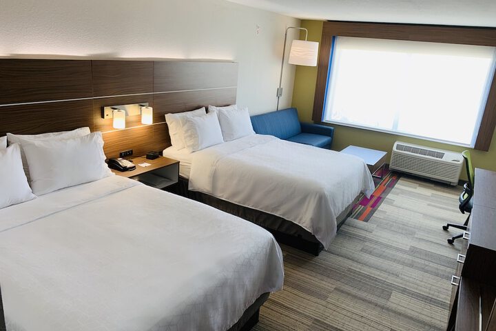 Room 84 of 103