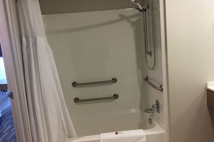 Room 30 of 61