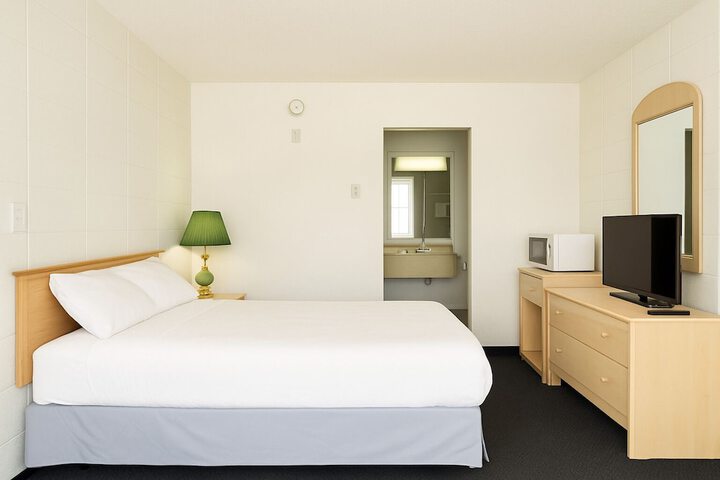 Silver Crest Lodge