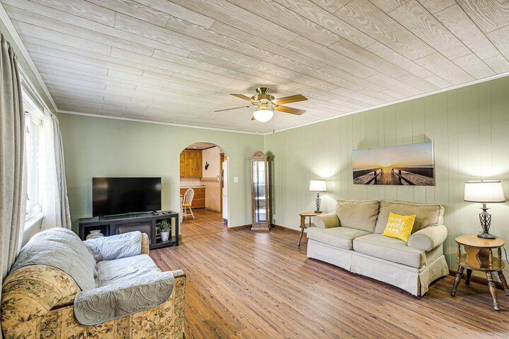 Stay & Play: West Virginia Country Home!