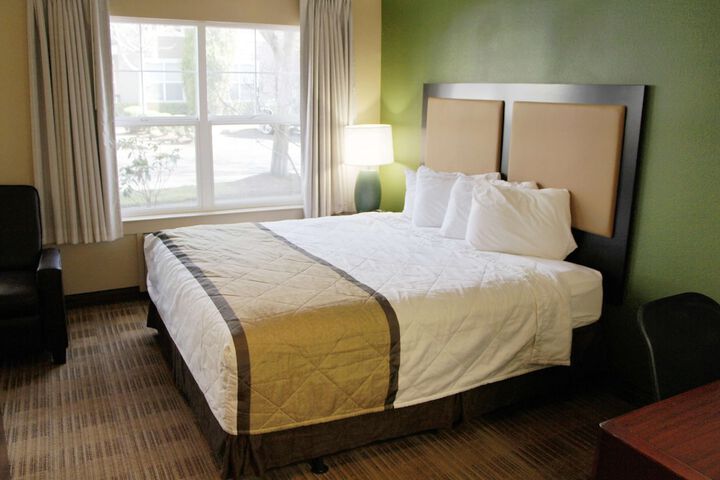 Room 12 of 29